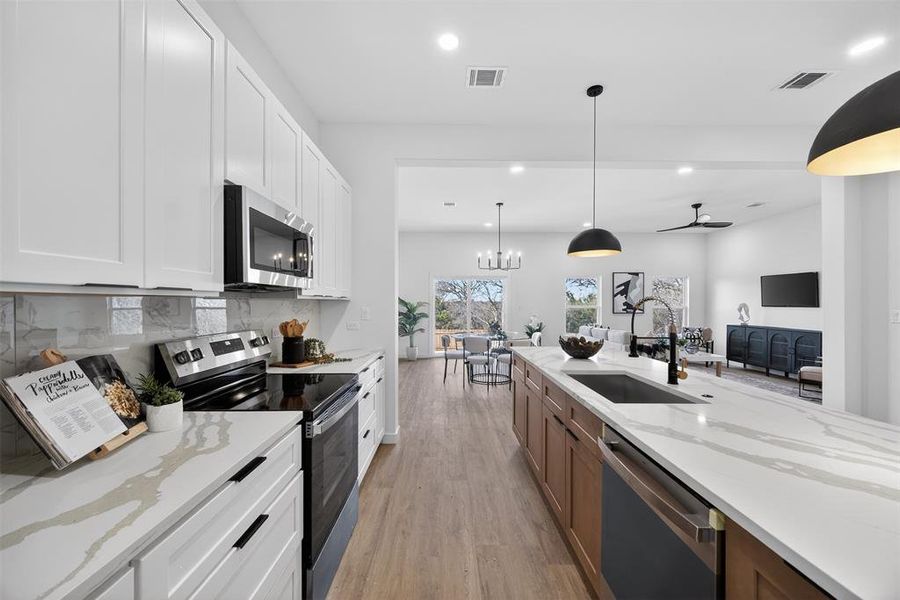 Furnished interior view inside a new home in , Dallas (Image 5).