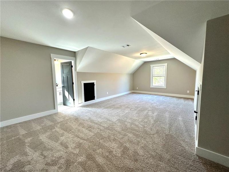 Spacious, unfurnished interior of a new home in , Kingston (Image 33).
