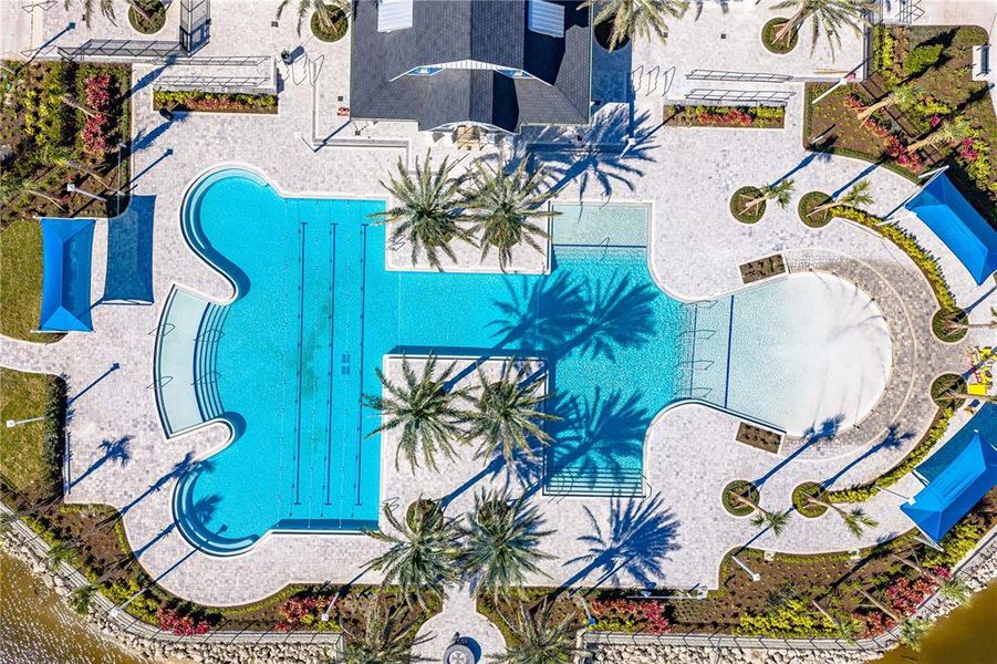 Community amenities in Wellen Park, Venice (Image 33).