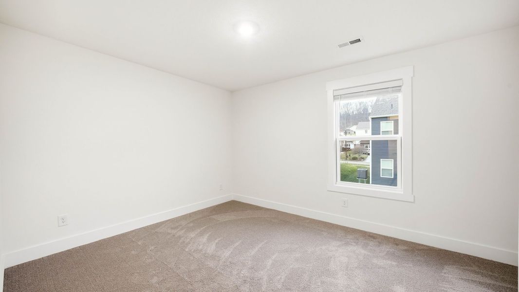 Spacious, unfurnished interior of a new home in Polo Fields, Kingsport (Image 22).