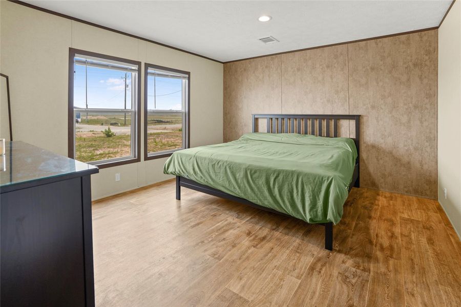 Spacious Primary Suite