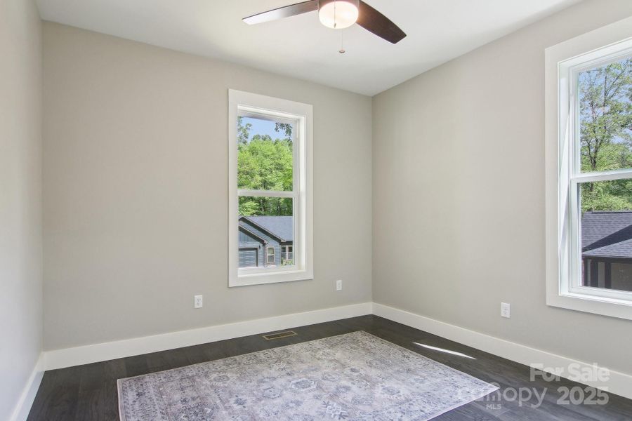 Spacious, unfurnished interior of a new home in , Maggie Valley (Image 23).