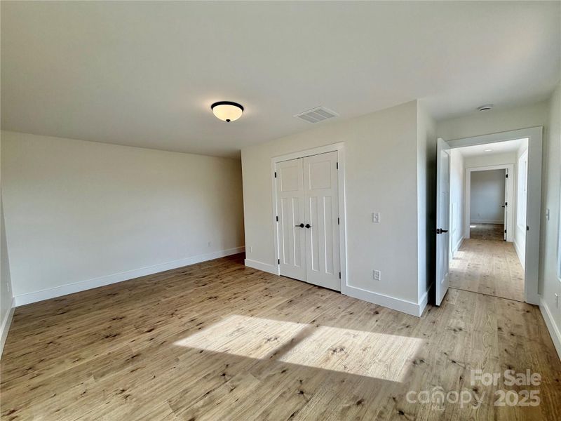 Spacious, unfurnished interior of a new home in , Mars Hill (Image 18).