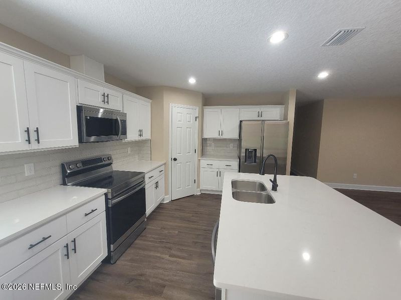 Furnished interior view inside a new home in , Keystone Heights (Image 7).