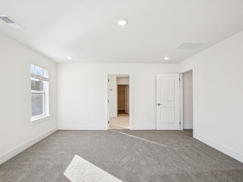 Spacious, unfurnished interior of a new home in Benders Cove - Reserve Series, Mount Juliet (Image 10).