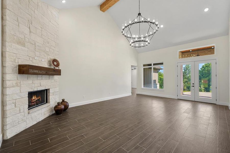 Spacious, unfurnished interior of a new home in , Winona (Image 24).