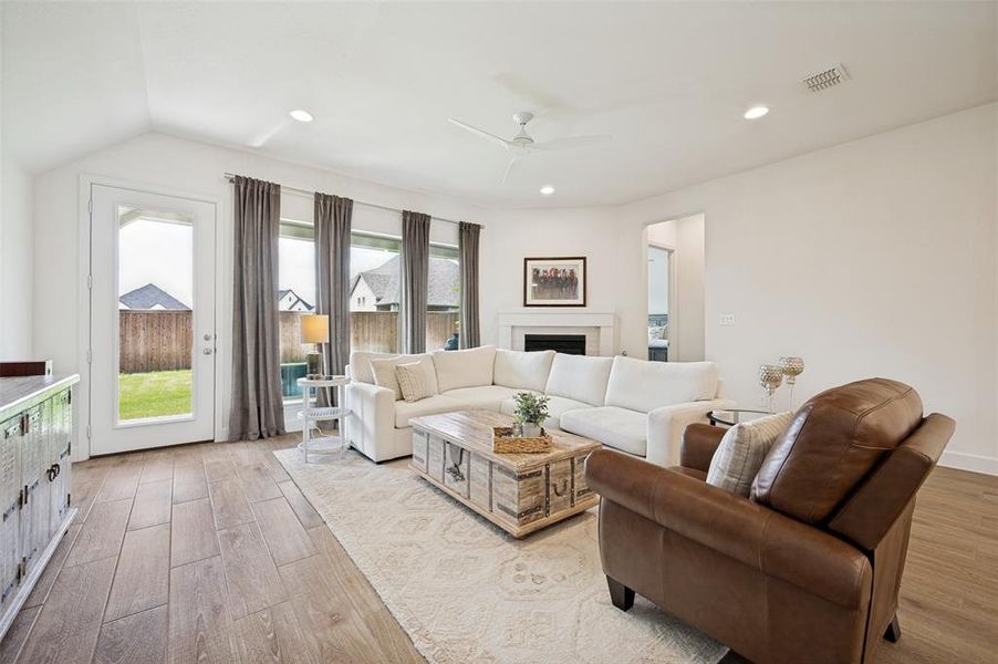 Furnished interior view inside a new home in Trinity Falls, McKinney (Image 7).