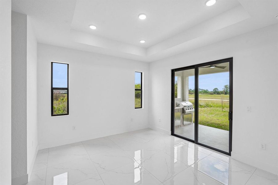 24-web-or-mls-W Broad Cir-S2404-024 24-web-or-mls-W Broad Cir-S2404-024