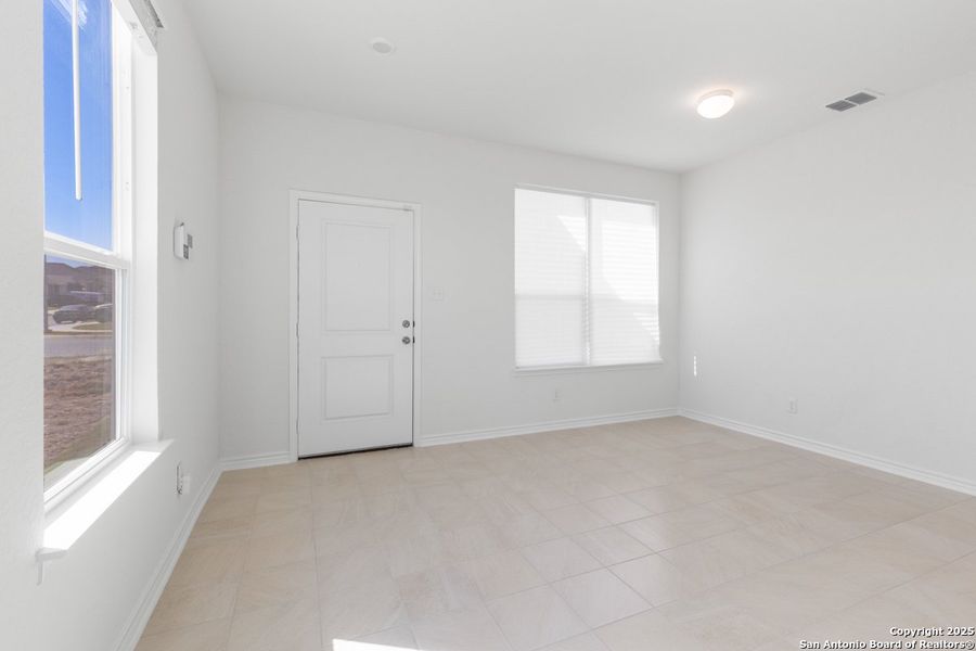Spacious, unfurnished interior of a new home in Knox Ridge, Converse (Image 8). Spacious, unfurnished interior of a new home in Knox Ridge, Converse (Image 8).
