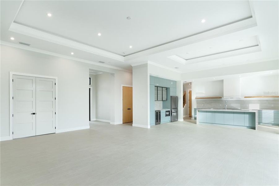 Spacious, unfurnished interior of a new home in , Nokomis (Image 25).