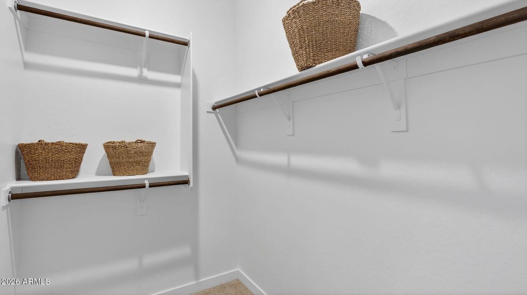 29-web-or-mls-529953 Dutchman Dr