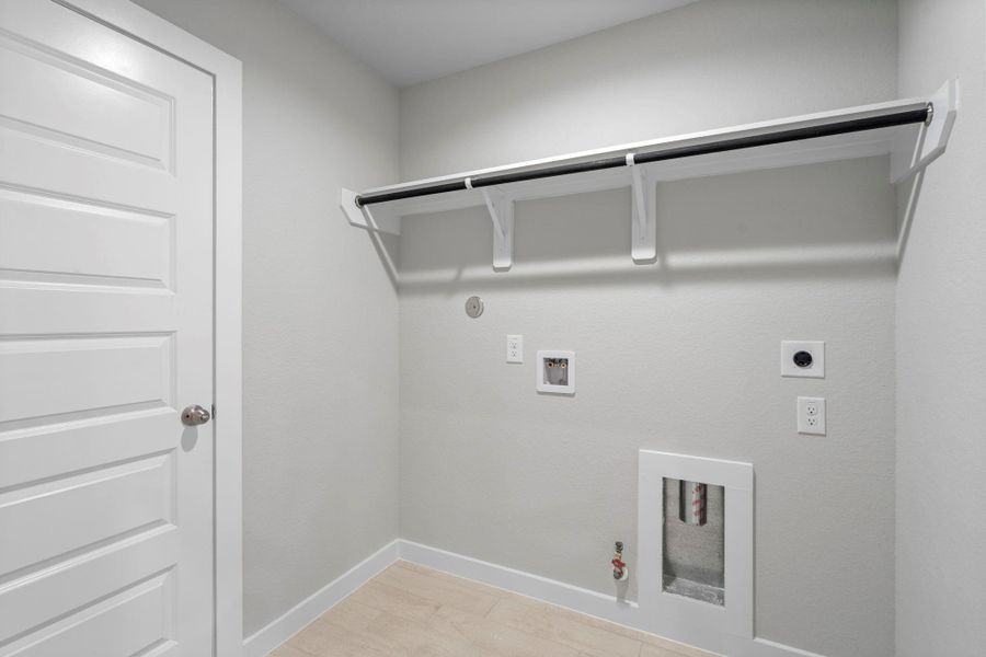 Spacious, unfurnished interior of a new home in Beacon Hill, Waller (Image 9). Spacious, unfurnished interior of a new home in Beacon Hill, Waller (Image 9).