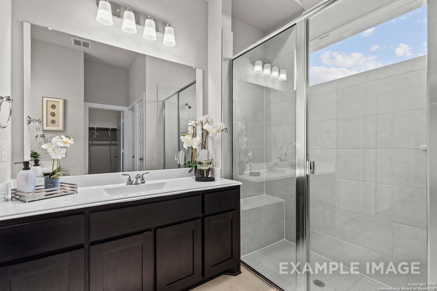 Furnished interior view inside a new home in Hannah Heights, Seguin (Image 7).