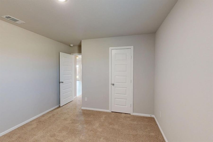 Spacious, unfurnished interior of a new home in Meadow Park, Ponder (Image 30). Spacious, unfurnished interior of a new home in Meadow Park, Ponder (Image 30).