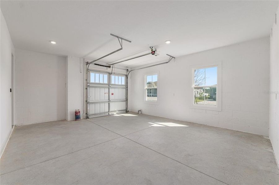 Spacious, unfurnished interior of a new home in , Ocala (Image 53). Spacious, unfurnished interior of a new home in , Ocala (Image 53).