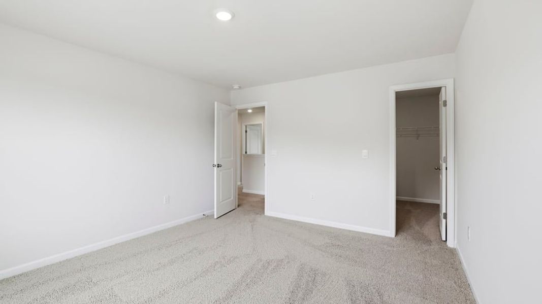 Spacious, unfurnished interior of a new home in Woodglen, Piedmont (Image 29). Spacious, unfurnished interior of a new home in Woodglen, Piedmont (Image 29).