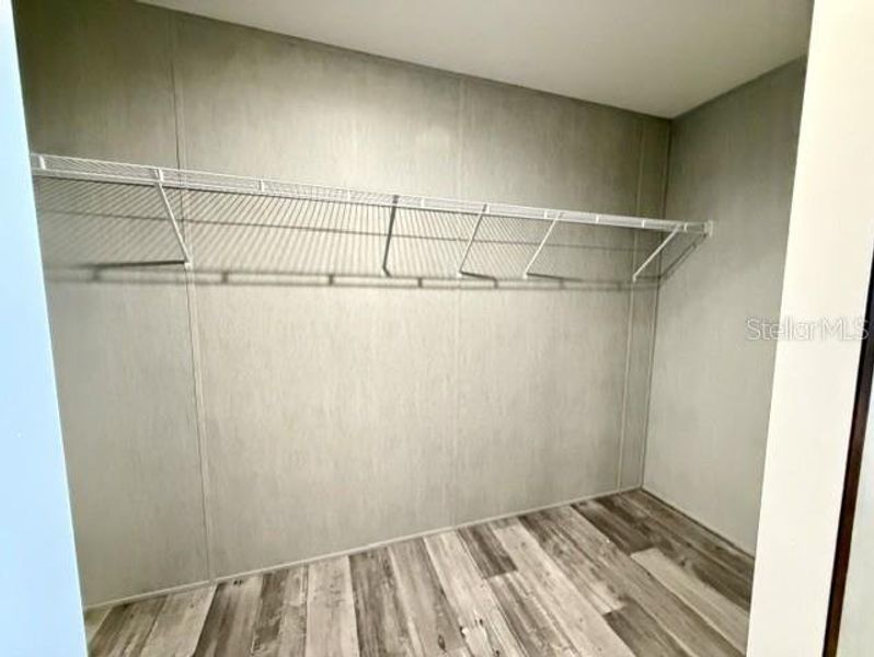 Spacious, unfurnished interior of a new home in , Chiefland (Image 16).