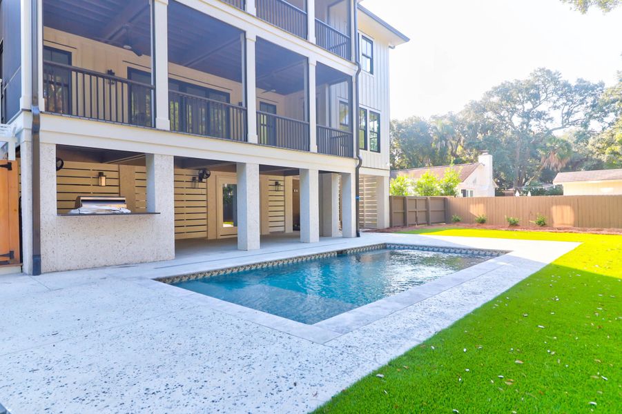 Exterior details and patio area of a home in , Awendaw (Image 2).