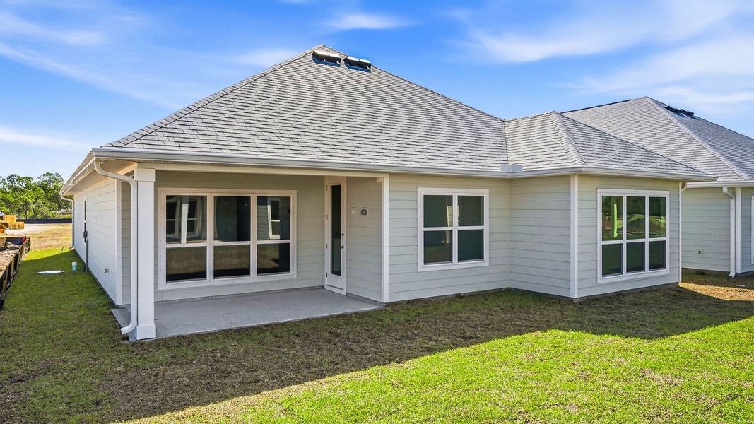 Representative exterior details of a home built from the The Lily by D.R. Horton in WindMark Beach, Port Saint Joe (Image 3).