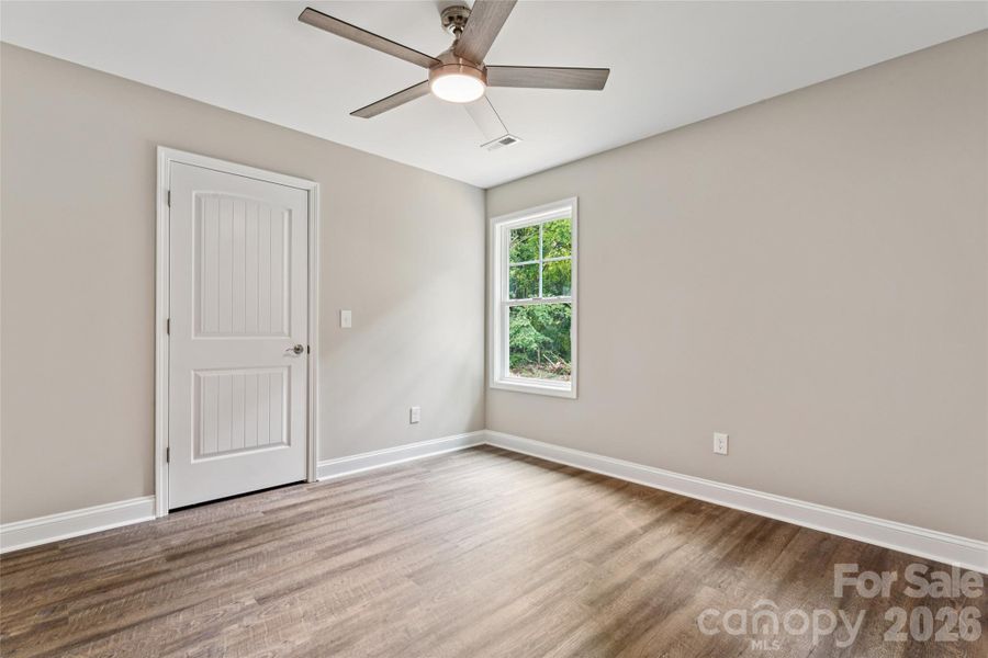 Spacious, unfurnished interior of a new home in , Kannapolis (Image 17).