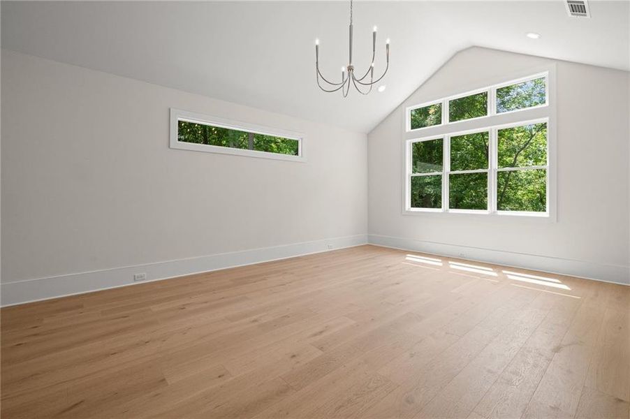Spacious, unfurnished interior of a new home in , Brookhaven (Image 40).