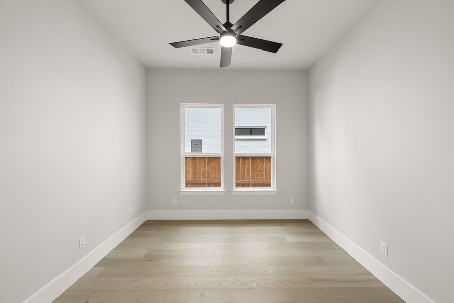 Spacious, unfurnished interior of a new home in Rio Vista at Kelly Ranch, Aledo (Image 20). Spacious, unfurnished interior of a new home in Rio Vista at Kelly Ranch, Aledo (Image 20).