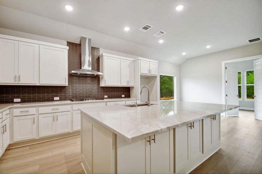 Furnished interior view inside a new home in Double Eagle Ranch, Cedar Creek (Image 6). Furnished interior view inside a new home in Double Eagle Ranch, Cedar Creek (Image 6).