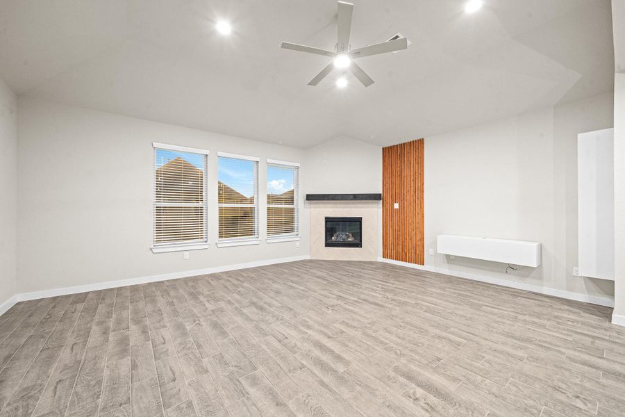 Spacious, unfurnished interior of a new home in Cypress Green, Hockley (Image 35). Spacious, unfurnished interior of a new home in Cypress Green, Hockley (Image 35).