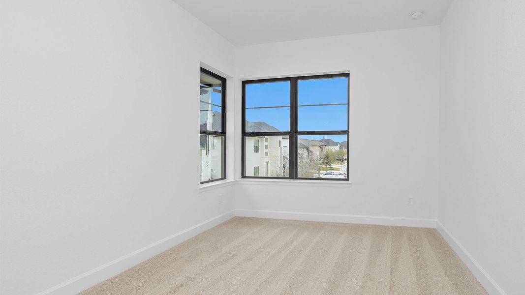 Spacious, unfurnished interior of a new home in Candela South, Richmond (Image 9).
