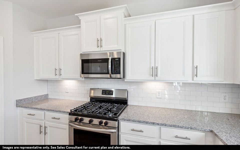 Representative interior finishes for a home built from the Magellan by CastleRock Communities in McCain's Station, Gallatin (Image 11).