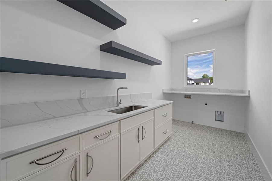 Furnished interior view inside a new home in , Buford (Image 59).