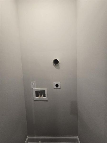 Spacious, unfurnished interior of a new home in Morning Creek Forest, College Park (Image 16).