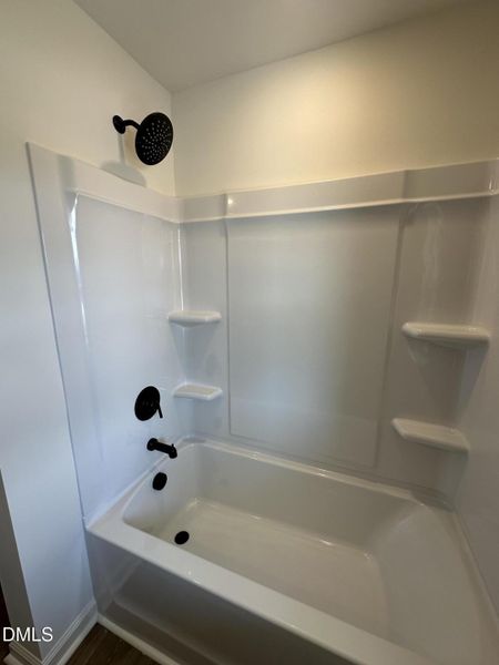 20250920_155830029_iOS