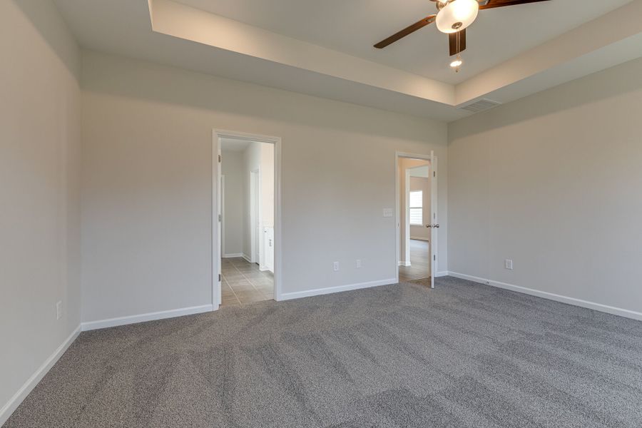 Spacious, unfurnished interior of a new home in Blakeney, Smyrna (Image 21).
