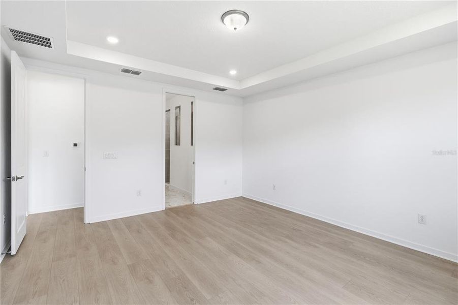 Spacious, unfurnished interior of a new home in , Riverview (Image 23).