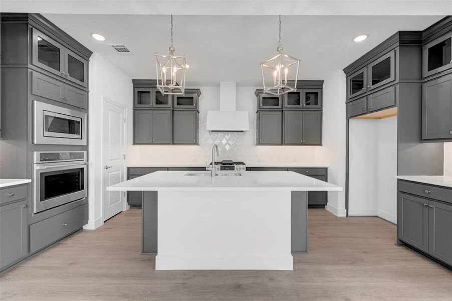 Furnished interior view inside a new home in Timberbrook, Justin (Image 4).