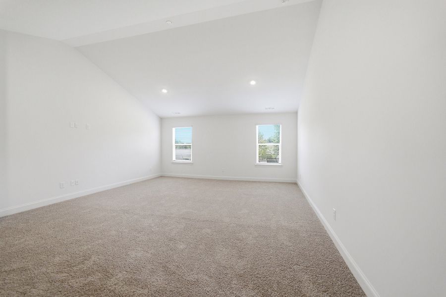 Spacious, unfurnished interior of a new home in Dorris Farm, White House (Image 51).