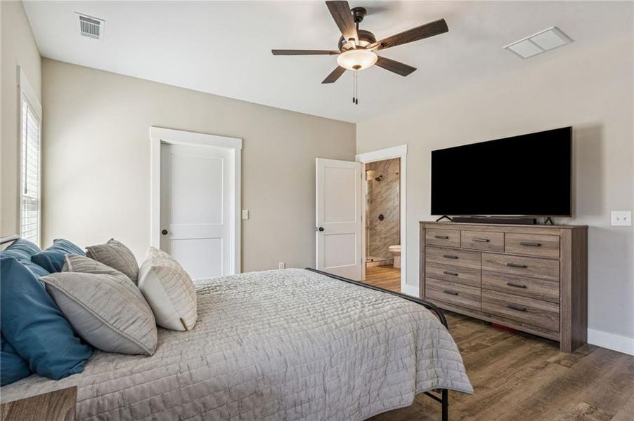 Furnished interior view inside a new home in , Maysville (Image 8).