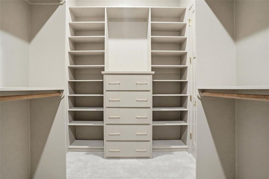 Image 38 of a home in .