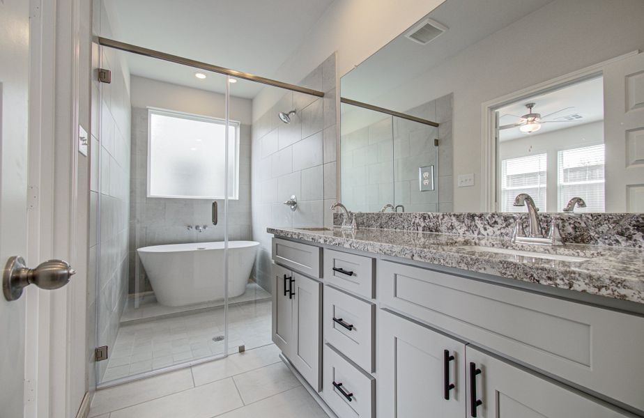 Furnished interior view inside a new home in Aldine Pines, Houston (Image 11).