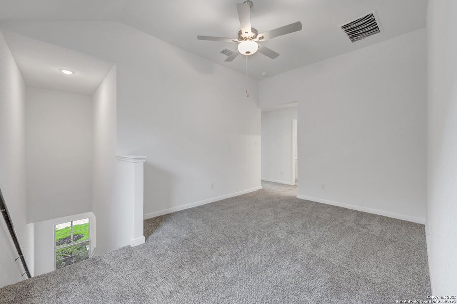 Spacious, unfurnished interior of a new home in Paloma Park, Converse (Image 21).