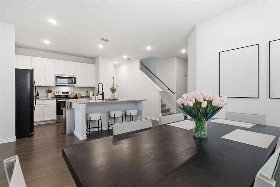 Furnished interior view inside a new home in , Cleburne (Image 9).