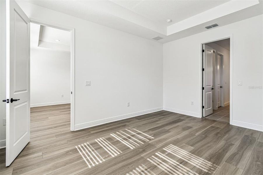 Spacious, unfurnished interior of a new home in Sweetwater at Lakewood Ranch, Lakewood Ranch (Image 12).