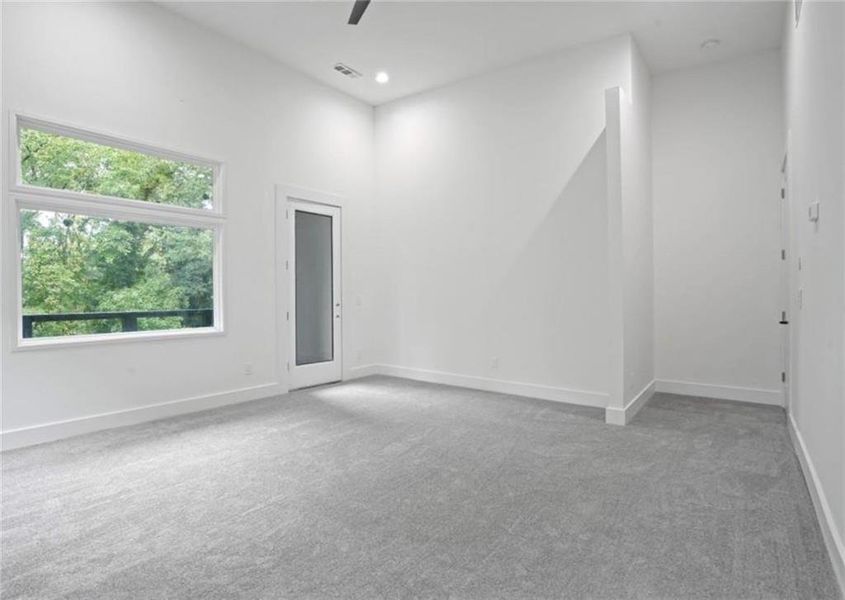 Spacious, unfurnished interior of a new home in , Decatur (Image 36).