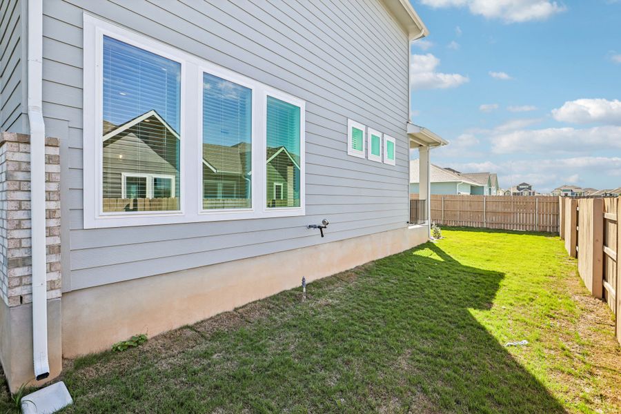 Representative exterior details of a home built from the Homestead by Pacesetter Homes in Easton Park, Austin (Image 2). Representative exterior details of a home built from the Homestead by Pacesetter Homes in Easton Park, Austin (Image 2).