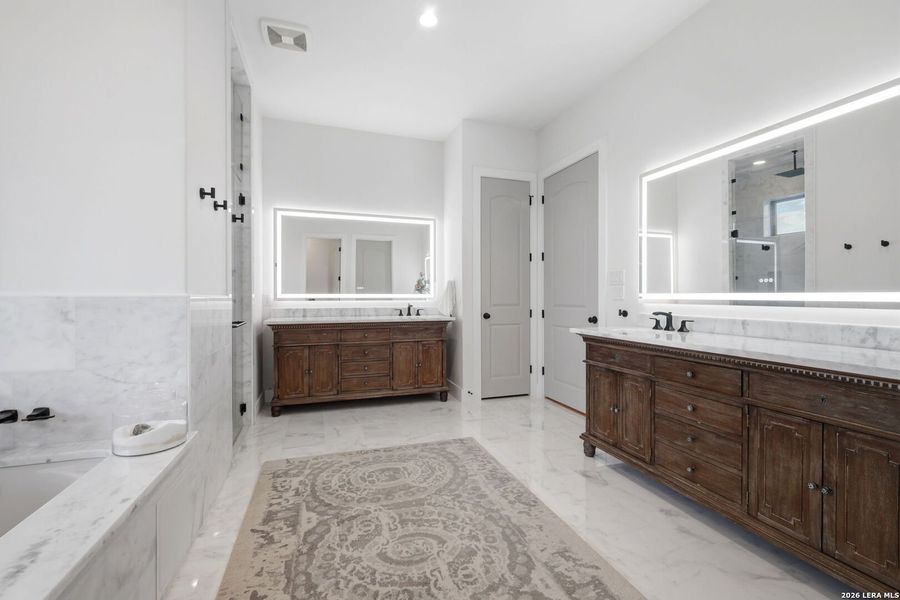 Furnished interior view inside a new home in , Boerne (Image 62).
