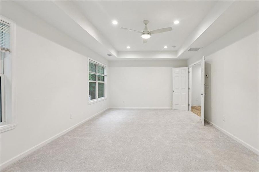 Spacious, unfurnished interior of a new home in , Fairburn (Image 45).
