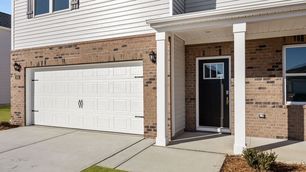 Exterior details and patio area of a home in West New Bern, New Bern (Image 3).