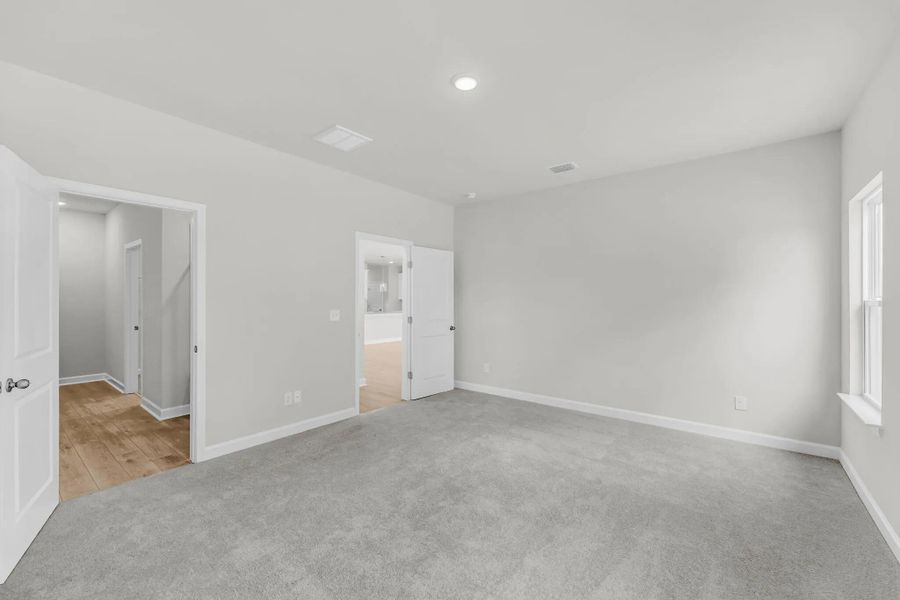 Spacious, unfurnished interior of a new home in , Summerville (Image 18). Spacious, unfurnished interior of a new home in , Summerville (Image 18).