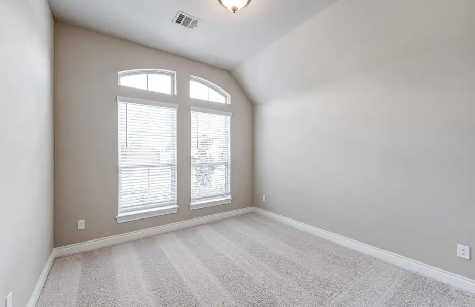 Spacious, unfurnished interior of a new home in Bridgeland 60′, Cypress (Image 14). Spacious, unfurnished interior of a new home in Bridgeland 60′, Cypress (Image 14).